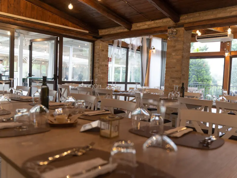 Sala interna in legno de La Nuova Palomba